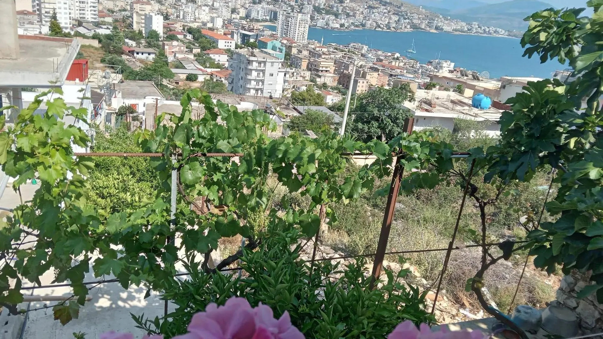 Vjollca'S Home Sarande
